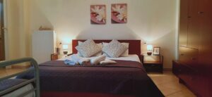 Katerinas Apartments Paradisos Neos Marmaras 3bed bedroom 001