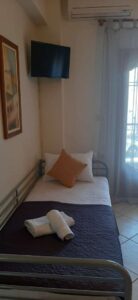Katerinas Apartments Paradisos Neos Marmaras 3bed bedroom 009